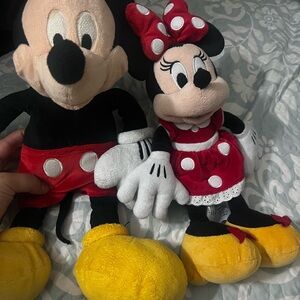 mickey and minnie mouse set